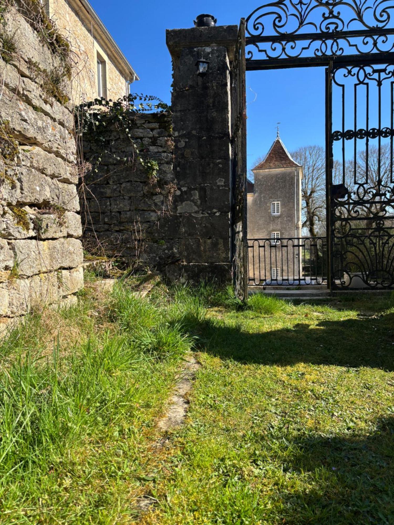 Chateau La Hussardiere Dampierre-sur-Salon Exteriör bild